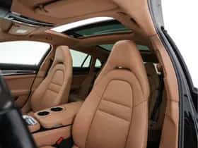 Porsche Panamera (2018) thumbnail 29