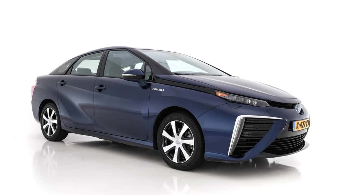 Toyota Mirai (2017) — foto 1