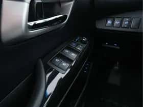 Toyota Mirai (2017) thumbnail 21