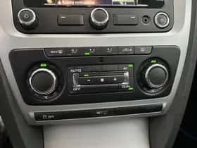 Škoda Octavia (2012) thumbnail 15