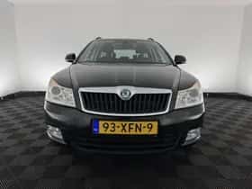 Škoda Octavia (2012) thumbnail 3