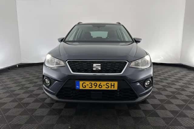 SEAT Arona (2019) thumbnail 3