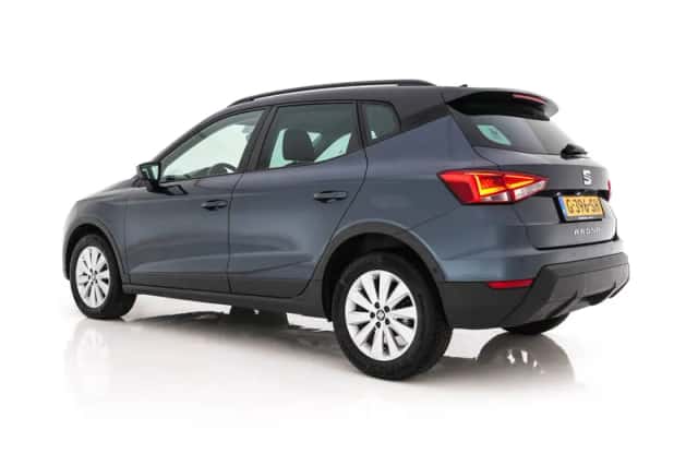 SEAT Arona (2019) thumbnail 5