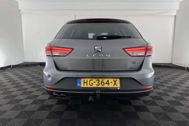 SEAT Leon (2015) thumbnail 6