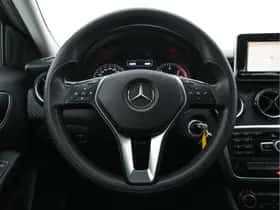 Mercedes-Benz GLA (2015) thumbnail 18
