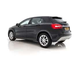 Mercedes-Benz GLA thumbnail 5
