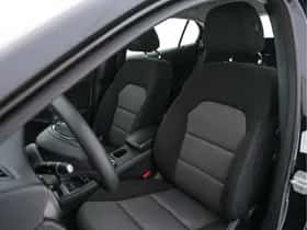 Mercedes-Benz GLA thumbnail 10