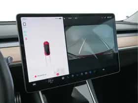 Tesla Model 3 (2019) thumbnail 14