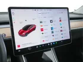 Tesla Model 3 (2019) thumbnail 15