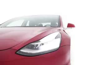 Tesla Model 3 (2019) thumbnail 28