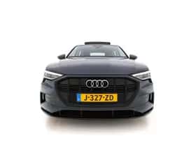 Audi e-tron (2020) thumbnail 3
