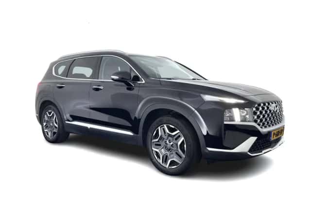 Hyundai Santa Fe (2022) thumbnail 1