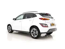 Hyundai Kona (2022) thumbnail 5