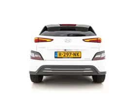 Hyundai Kona (2022) thumbnail 6