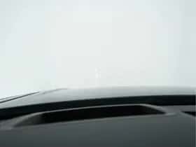 Land Rover Range Rover Velar (2018) thumbnail 21