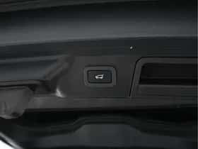 Land Rover Range Rover Velar (2018) thumbnail 27