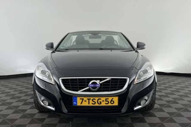 Volvo C70 (2012) thumbnail 4