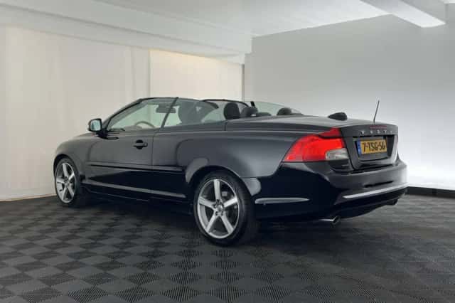 Volvo C70 (2012) thumbnail 6