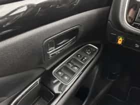 Mitsubishi Outlander (2018) thumbnail 23