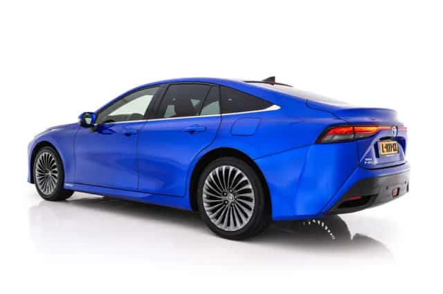 Toyota Mirai (2021) thumbnail 5