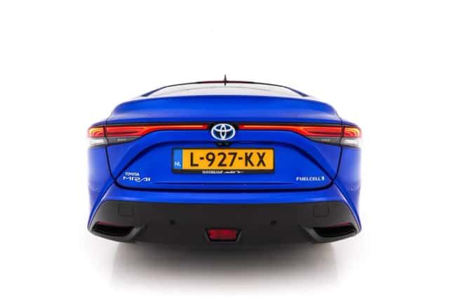 Toyota Mirai (2021) thumbnail 6
