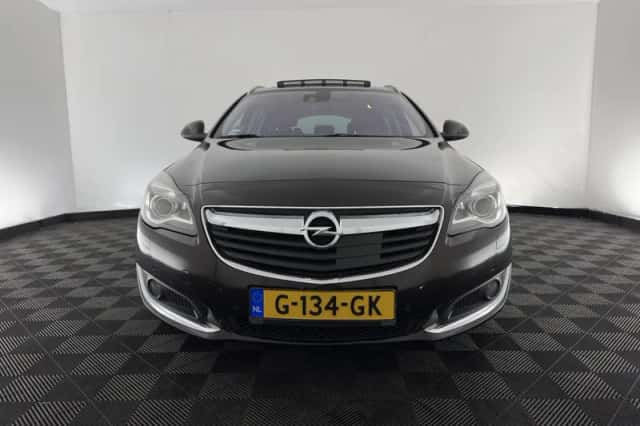 Opel Insignia (2015) thumbnail 3