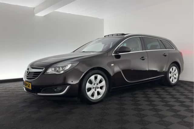 Opel Insignia (2015) thumbnail 4