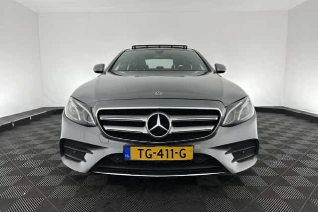Mercedes-Benz E-Klasse (2018) thumbnail 2