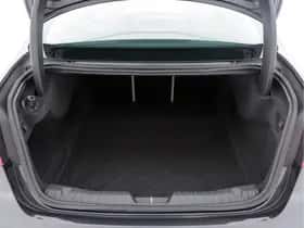 Jaguar XF (2016) thumbnail 11