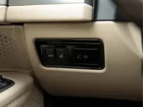 Jaguar XF (2016) thumbnail 19