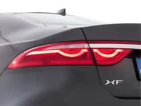 Jaguar XF (2016) thumbnail 27