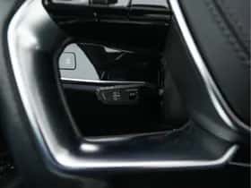 Audi A8 (2020) thumbnail 23