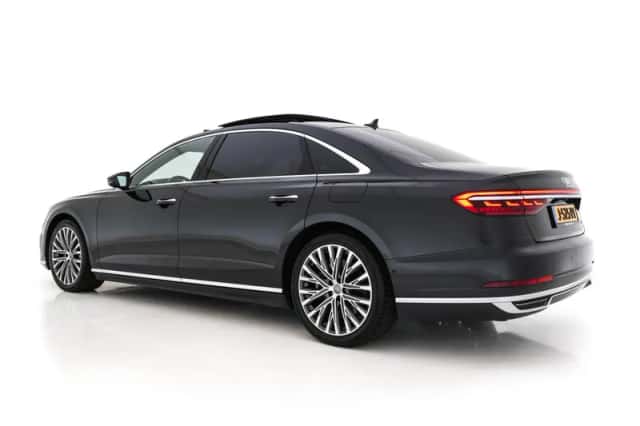 Audi A8 (2020) thumbnail 5