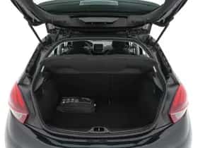Peugeot 208 (2016) thumbnail 12