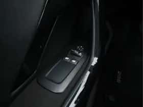 Peugeot 208 (2016) thumbnail 23