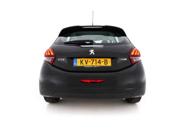 Peugeot 208 (2016) thumbnail 6