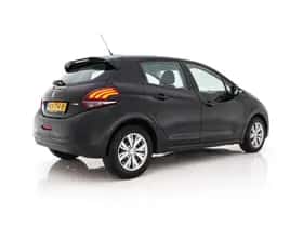 Peugeot 208 (2016) thumbnail 7