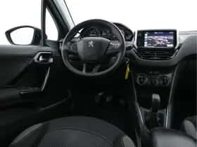 Peugeot 208 (2016) thumbnail 8
