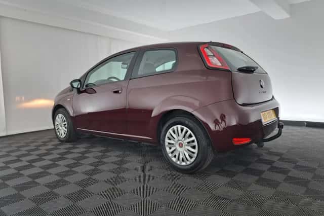 Fiat Punto (2012) thumbnail 4