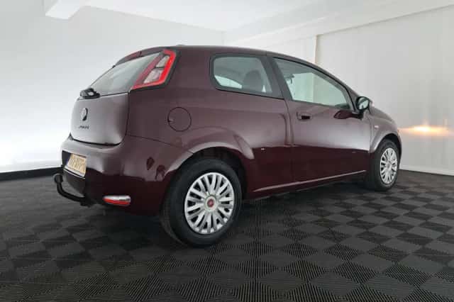 Fiat Punto (2012) thumbnail 6