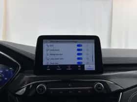 Ford Kuga (2021) thumbnail 19