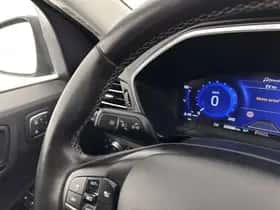 Ford Kuga (2021) thumbnail 24