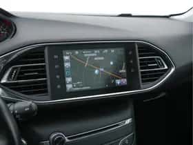 Peugeot 308 (2015) thumbnail 15