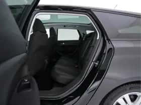Peugeot 308 (2015) thumbnail 10