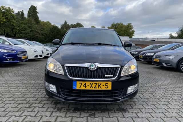 Škoda Fabia (2012) thumbnail 2
