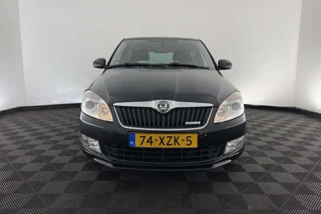 Škoda Fabia (2012) thumbnail 3