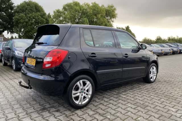 Škoda Fabia (2012) thumbnail 6