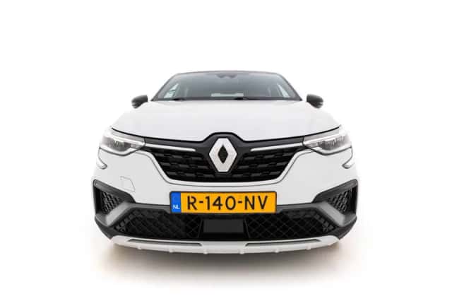 Renault Arkana (2022) thumbnail 3