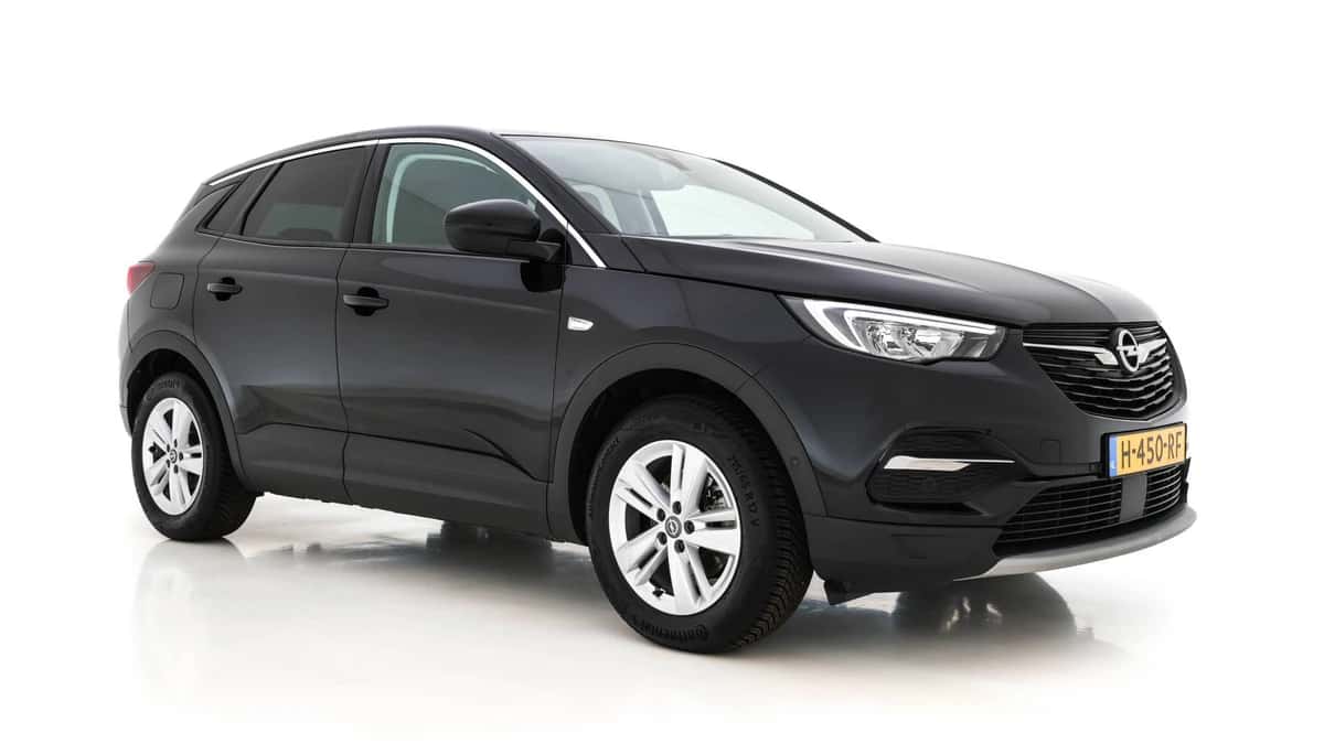 Opel Grandland X (2020) — foto 1
