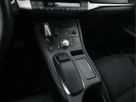 Lexus CT (2014) thumbnail 14
